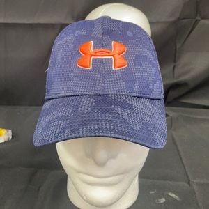 Youth Under Armour baseball hat (1190)
